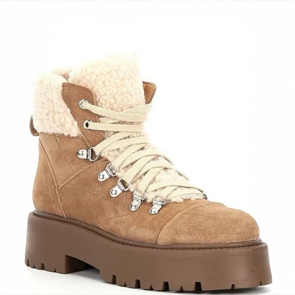 Steve Madden Shoes - STEVE MADDEN Reyen Platform Boot in Oatmeal Suede Size 7.5 NEW